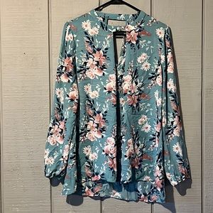 Floral blouse XL